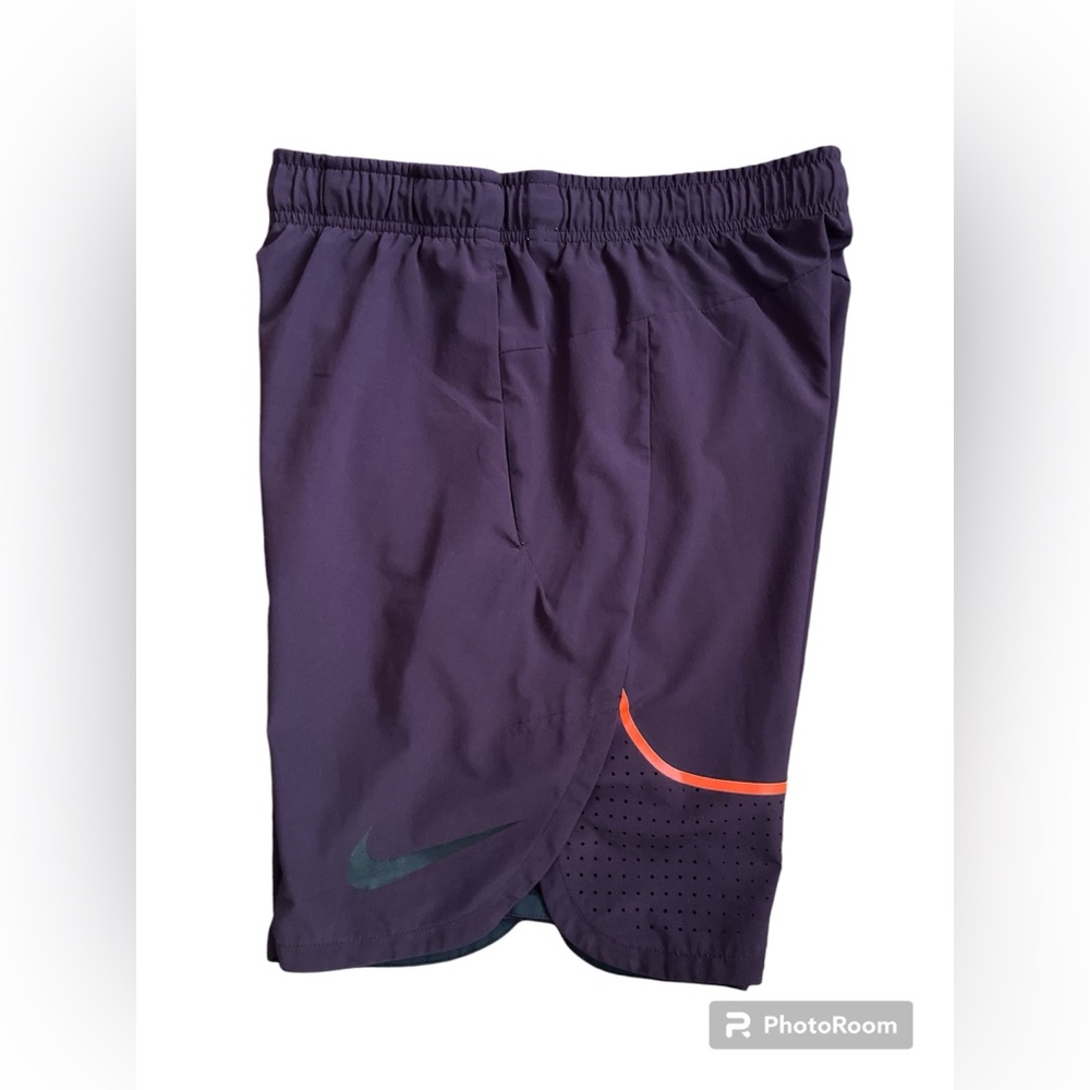 $ FIRM - EUC Nike Men’s Shorts - Purple/Black/Orange - Sz Medium